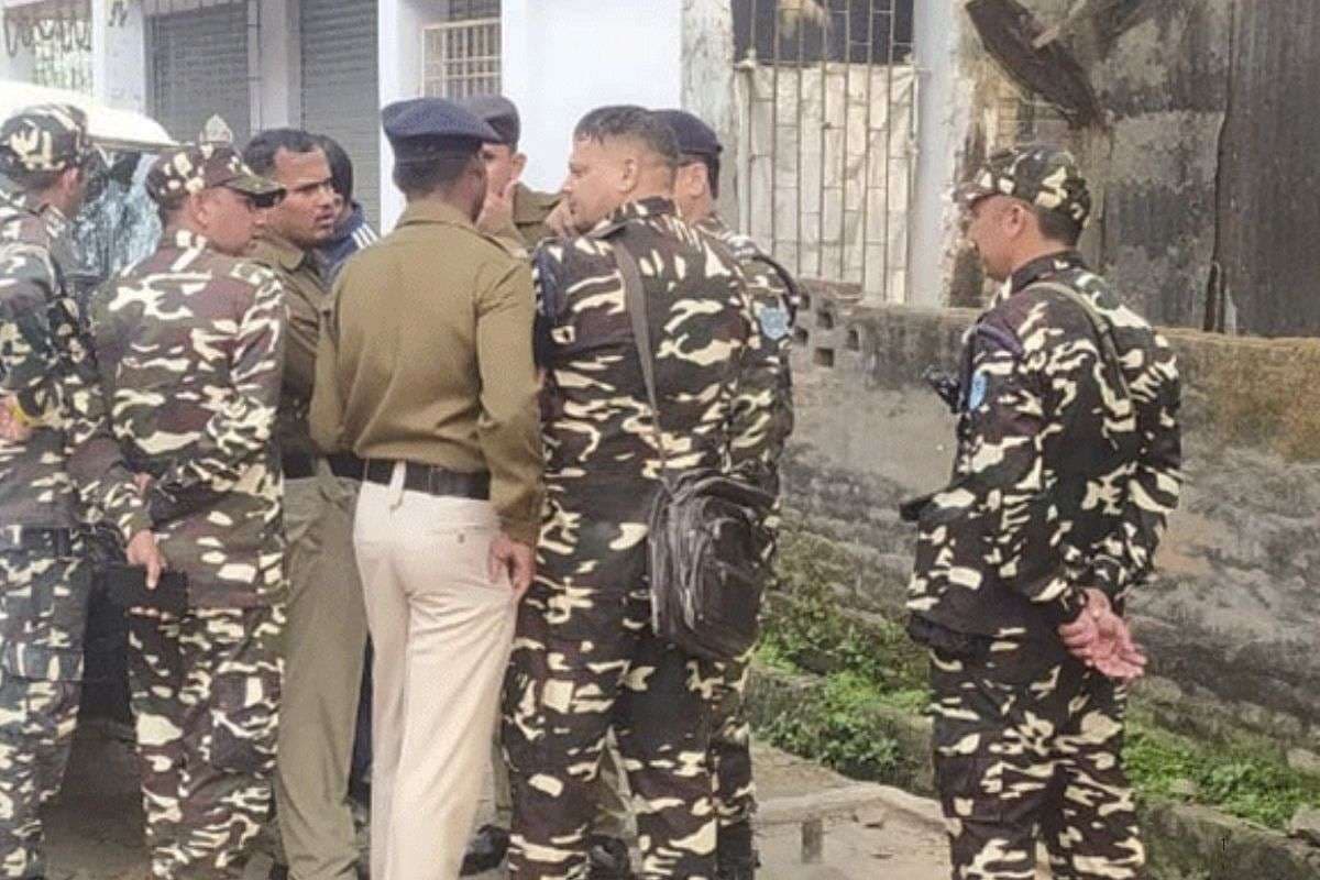 Bihar Election 2025: बिहार चुनाव को लेकर बॉर्डर पर बढ़ाई गई सुरक्षा, 40 थाने हाई अलर्ट पर
