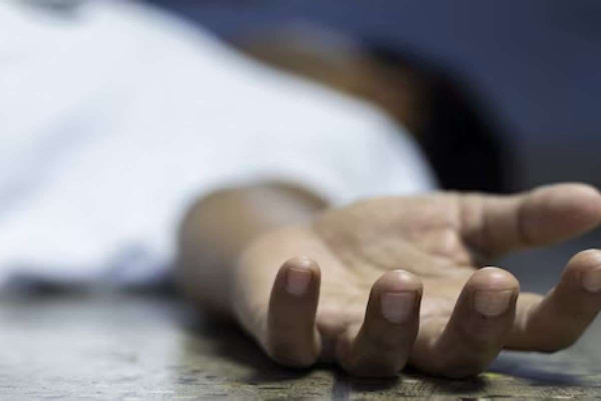 15 लाख और स्कॉर्पियो की लालच में पुलिसवाले ने पत्नी को जान से मारा, 4 साल की बेटी ने खोला राज