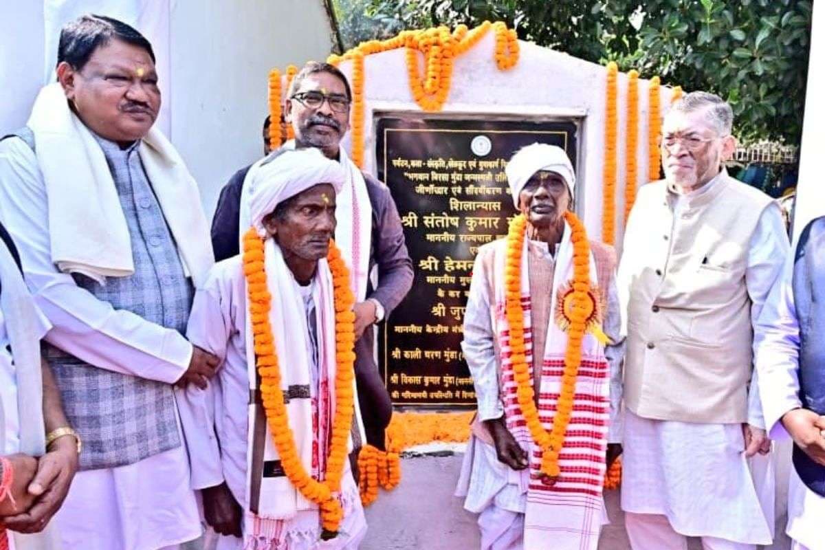 बिरसा मुंडा की जन्मस्थली उलिहातू से CM हेमंत का ऐलान…”आंदोलनकारियों के सपने होंगे साकार”