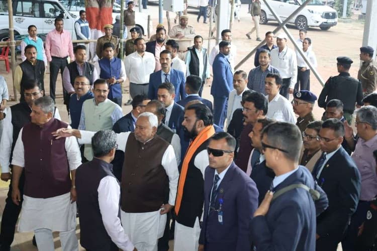 सीएम नीतीश ने शपथ ग्रहण समारोह की तैयारी का लिया जायजा, शपथ ग्रहण में मतदाता भी आमंत्रित