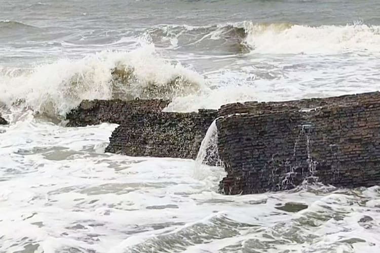 Heavy Rain Warning: चक्रवात Ditwah का कहर, 30 नवंबर, 1 और 2 दिसंबर को भारी बारिश की चेतावनी, IMD ने जारी किया अलर्ट