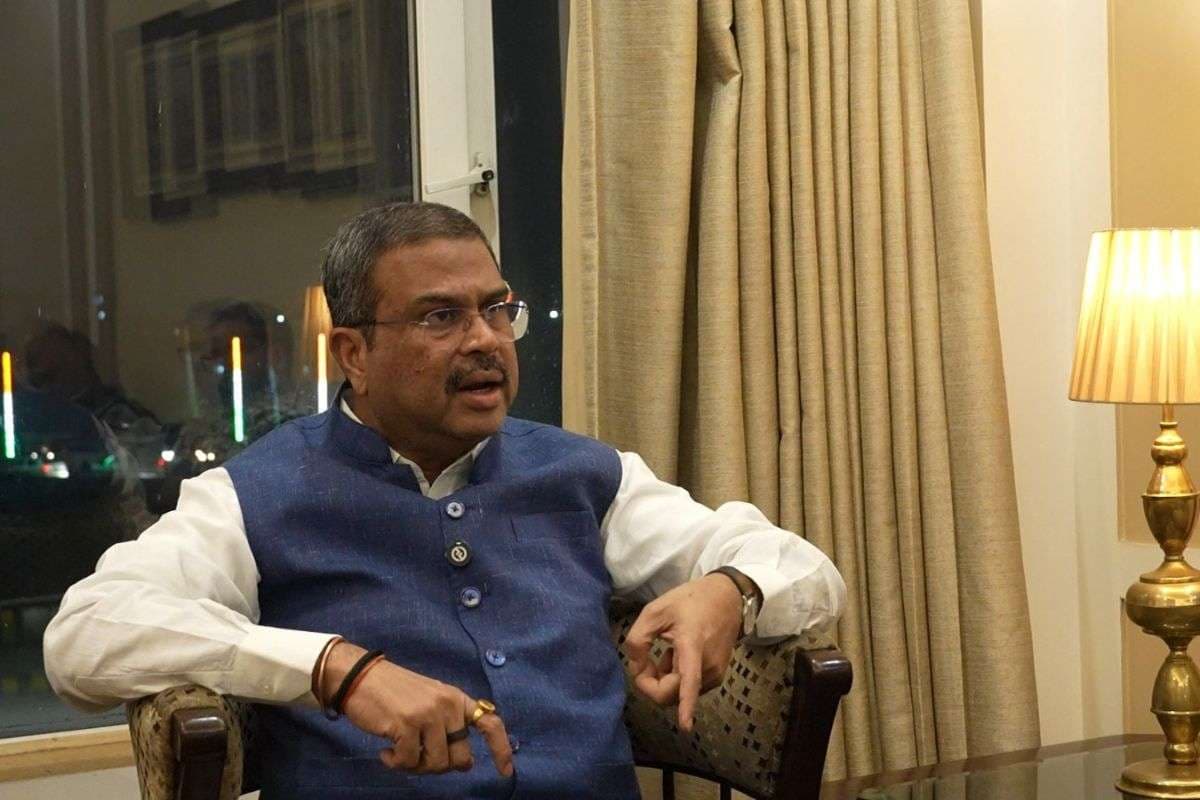 Bihar: बिहार में सीएम की कोई वैकेंसी नहीं, अपार बहुमत से लौटेगा एनडीए, प्रभात खबर से बोले धर्मेंद्र प्रधान
