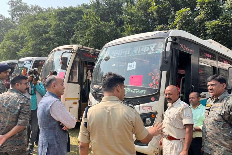 Ghatshila By Election: मतदान को लेकर तैयारी पूरी, DC-SSP ने खुद मैदान संभाला, सुरक्षा हाई अलर्ट पर