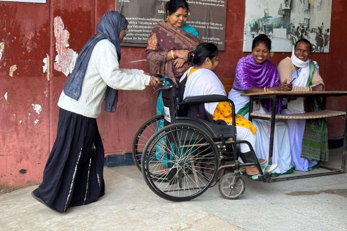 Ghatshila By Election: घाटशिला में बंपर वोटिंग, 74.63 फीसदी मतदान, BJP-JMM ने किया जीत का दावा