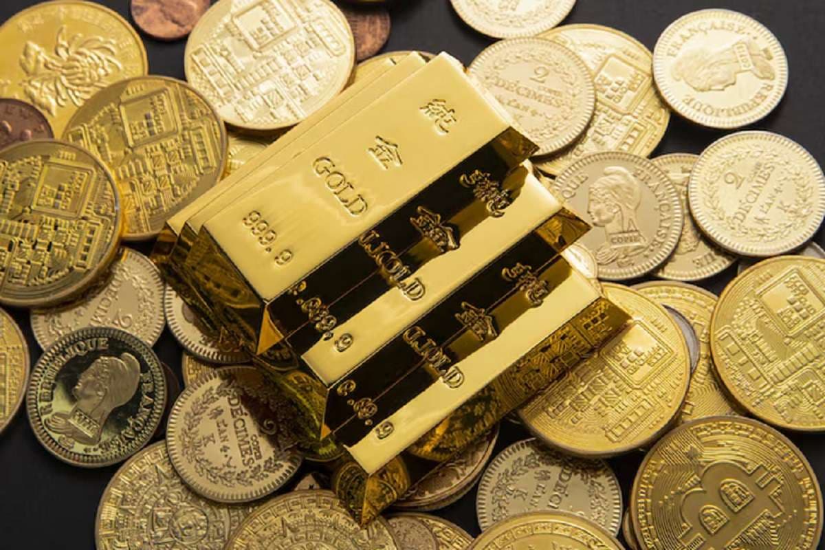 Gold Price Today: शादी के सीजन में सोना फिर हो गया महंगा, चांदी 5,800 रुपये चढ़ी