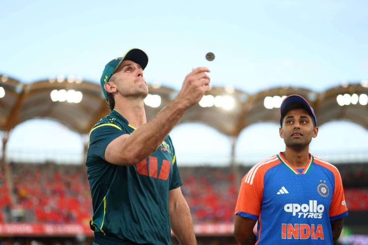 IND vs AUS 5th T20I: रिंकू सिंह की टीम में एंट्री, ऑस्ट्रेलिया की पहले गेंदबाजी, ऐसी है दोनों टीम की प्लेइंग इलेवन
