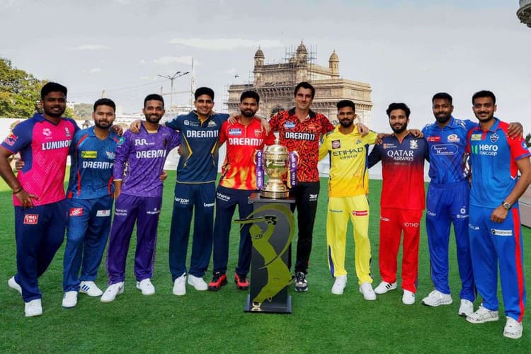 IPL 2026 Retentions: सभी 10 फ्रेंचाइजी के रिटेन और रिलीज किए गए खिलाड़ियों की पूरी लिस्ट यहां देखें