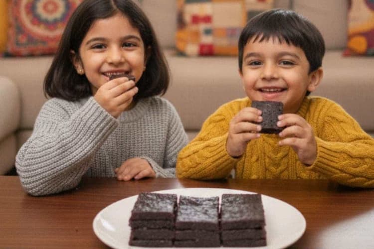 Immunity Booster Recipe: सर्दियों में बच्चों को बीमारियों से बचाने के लिए रोज दें ये घर पर बनी पौष्टिक इम्युनिटी बाइट्स