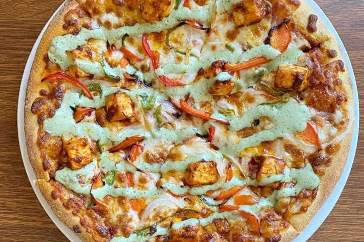 Paneer Tikka Pizza Recipe Paneer Tikka Pizza Recipe