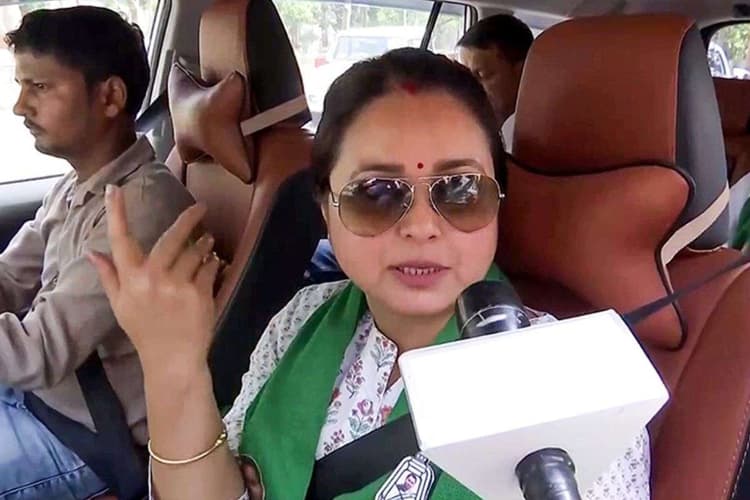 रोहिणी आचार्या के पार्टी और परिवार छोड़ने पर मचा सियासी घमासान, जदयू और भाजपा नेताओं ने दिया बड़ा बयान