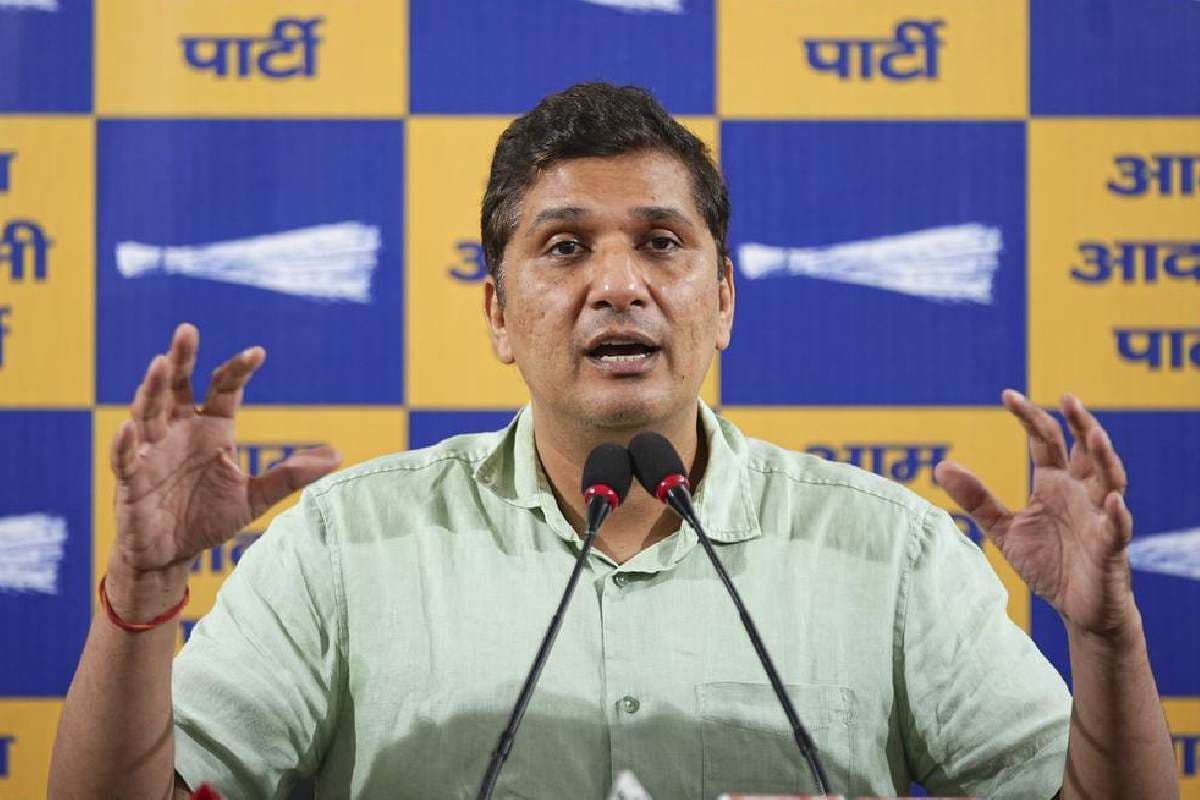 Bihar Election Voting: बीजेपी नेता ने दिल्ली और बिहार दोनों में डाला वोट, आप का आरोप