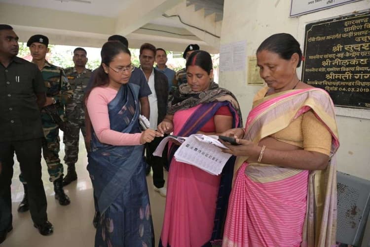 एक्शन में झारखंड की कृषि मंत्री शिल्पी नेहा तिर्की, इन अफसरों और कर्मचारियों को शोकॉज का निर्देश