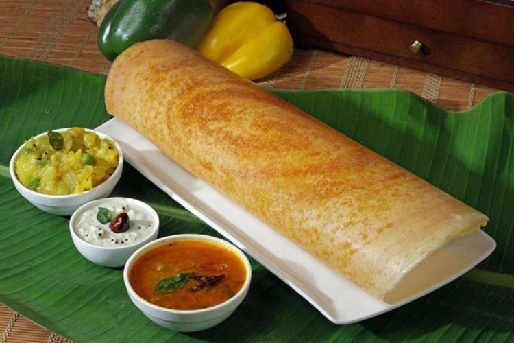 Paper Dosa Recipe: घर पर बनाएं क्रिस्पी साउथ इंडियन पेपर डोसा – पेट भर जाएगा फिर भी मन नहीं मानेगा