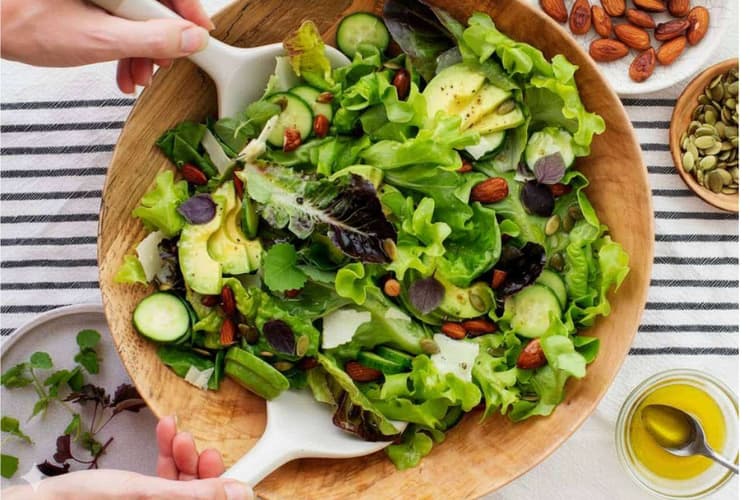 Winter Special Green Salad Recipe: सर्दियों में सुबह खाएं 5 सब्ज़ियों से बना हेल्दी ग्रीन सलाद - इसे खाने से शरीर बनेगा फुर्तीला और एनर्जेटिक