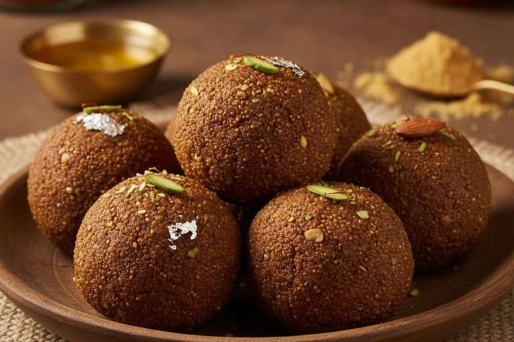 Winter Special Bajra Laddu Recipe: सर्दियों में ऊर्जा और गर्माहट से भरपूर, घर पर बनाएं स्वादिष्ट बाजरा लड्डू