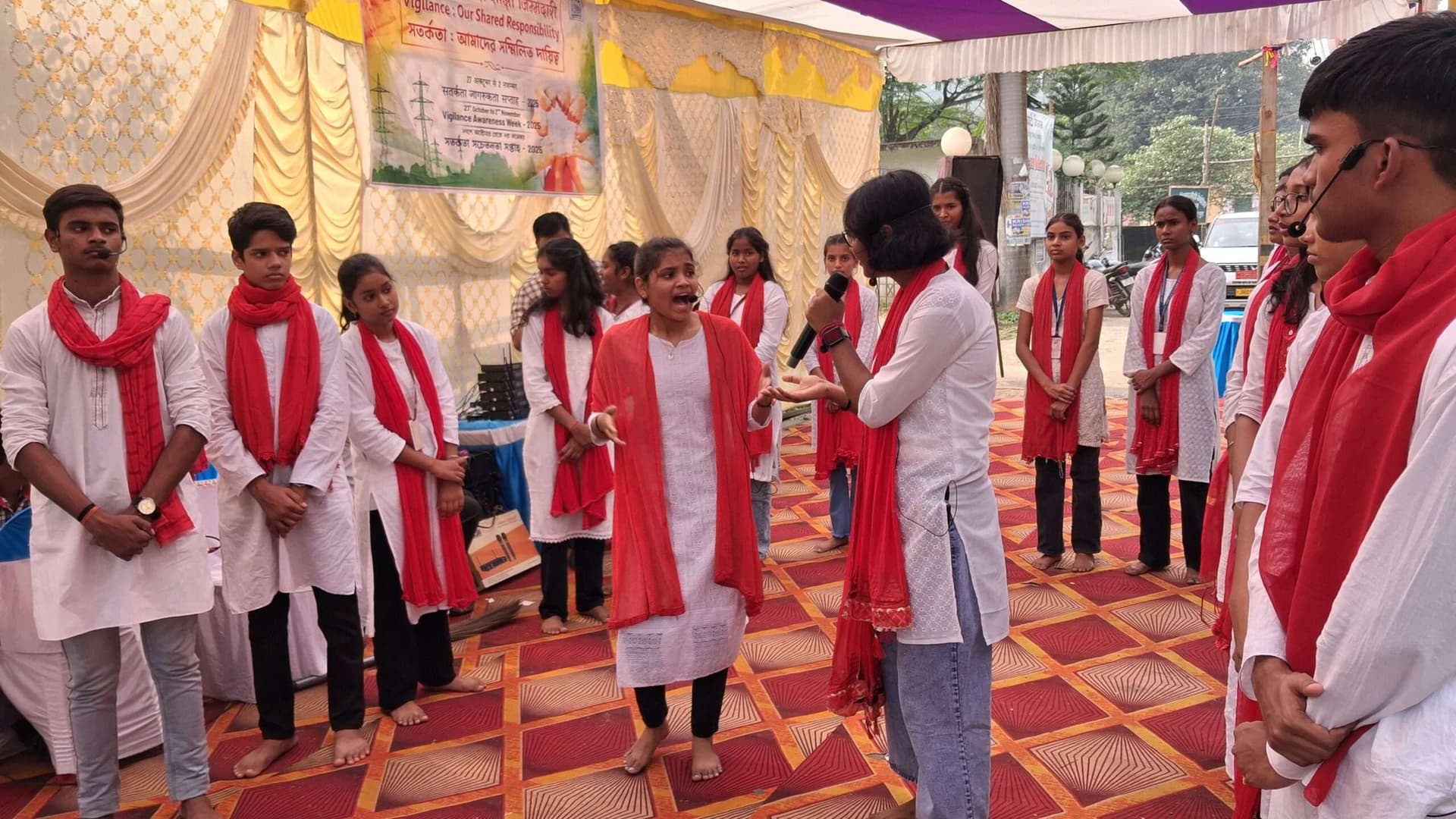 Bokaro News : नुक्कड़ नाटक के माध्यम से किया भ्रष्टाचार पर वार