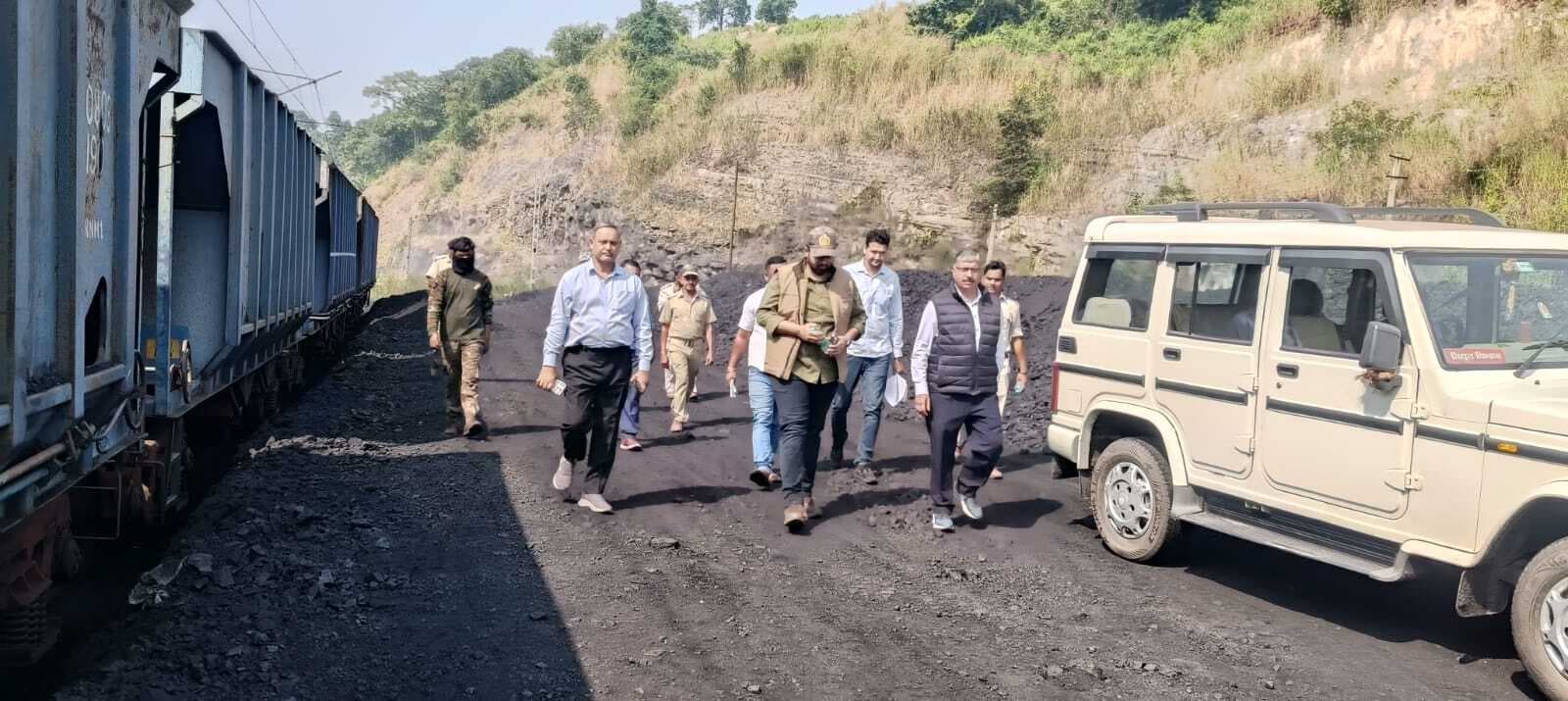 Bokaro News : डीएफओ ने निर्माणाधीन सीएचपी का किया निरीक्षण