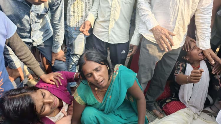 ट्रैक्टर के धक्के से साइकिल सवार बुजुर्ग की मौत