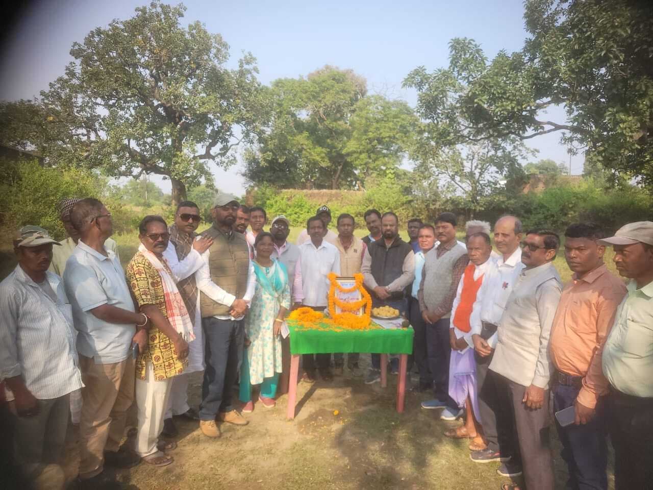 युवा धरती आबा के विचारों को करें आत्मसात : झामुमो