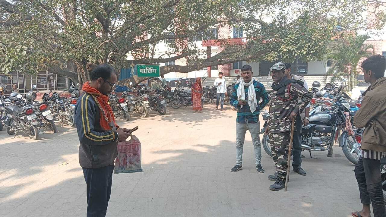 सदर अस्पताल परिसर से मरीज की बाइक चोरी, सुरक्षा व्यवस्था पर उठे सवाल