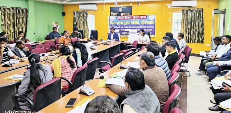 303 मौतें, 162 घायल : सड़क दुर्घटनाओं पर सख्ती जरूरी