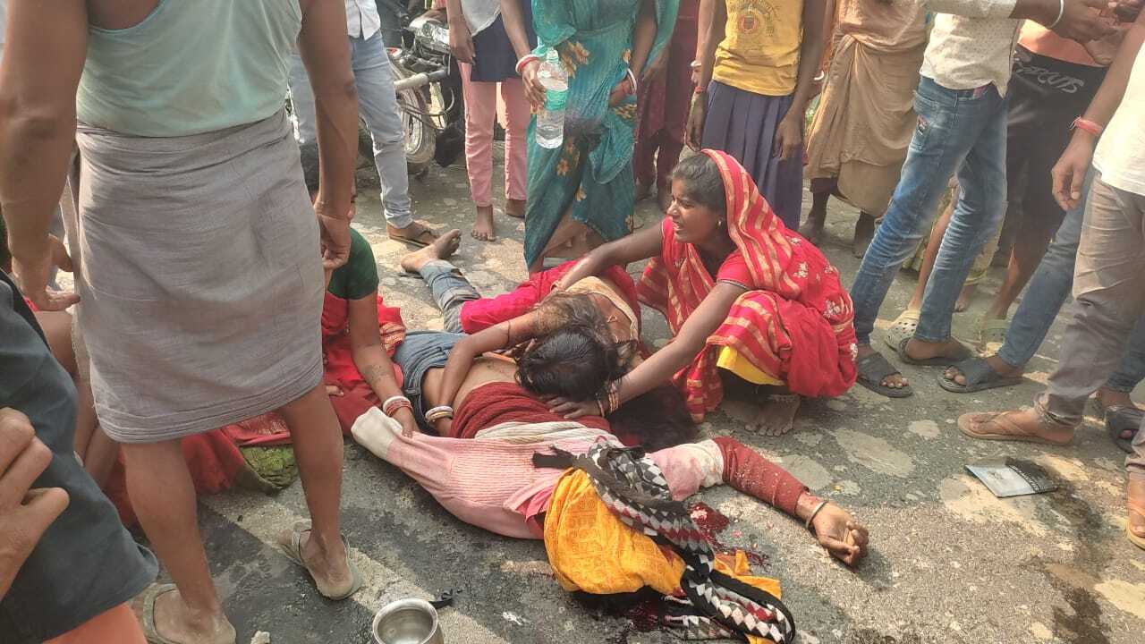 फलका में अलग-अलग सड़क दुर्घटना में दो लोगों की मौत, आधा दर्जन लोग जख्मी