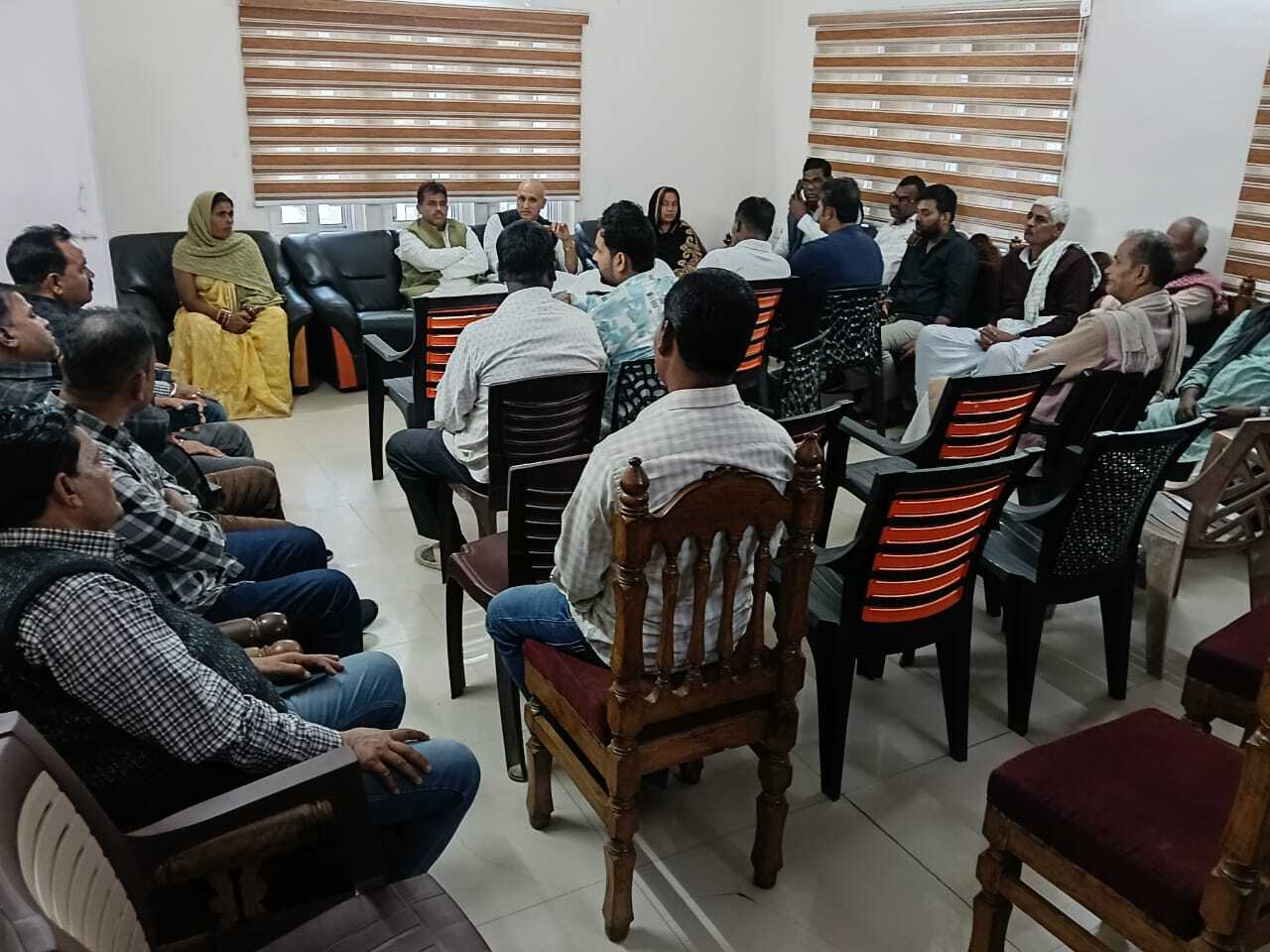 गुणवत्तापूर्ण व सही ढलान के साथ बने नाला, यह जिम्मेदारी सभी दलों के नेता व नागरिकों की- विधायक