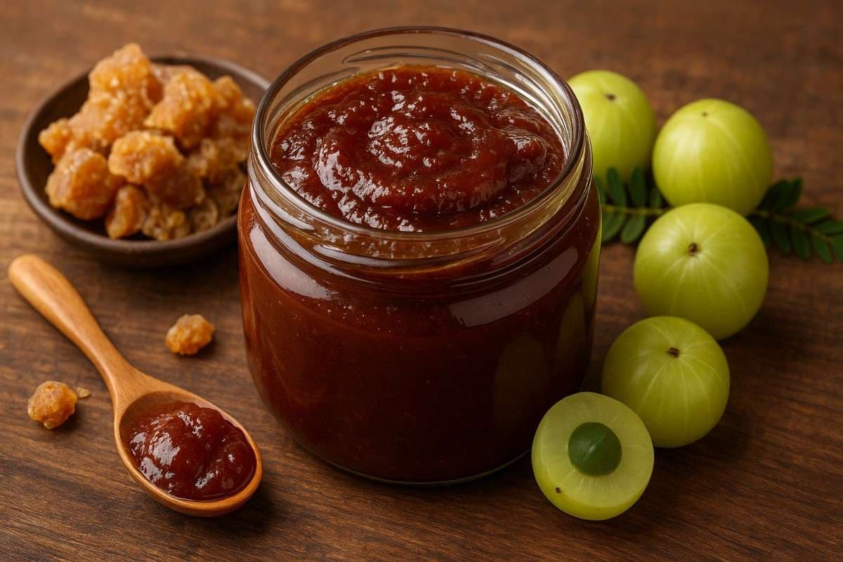 Gud Amla Jam Recipe: एक बार घर पर बना लिया तो मार्केट से कभी नहीं खरीदेंगे, गुड़ और आंवले से बनने वाली ये जैम जीत लेगी सभी का दिल