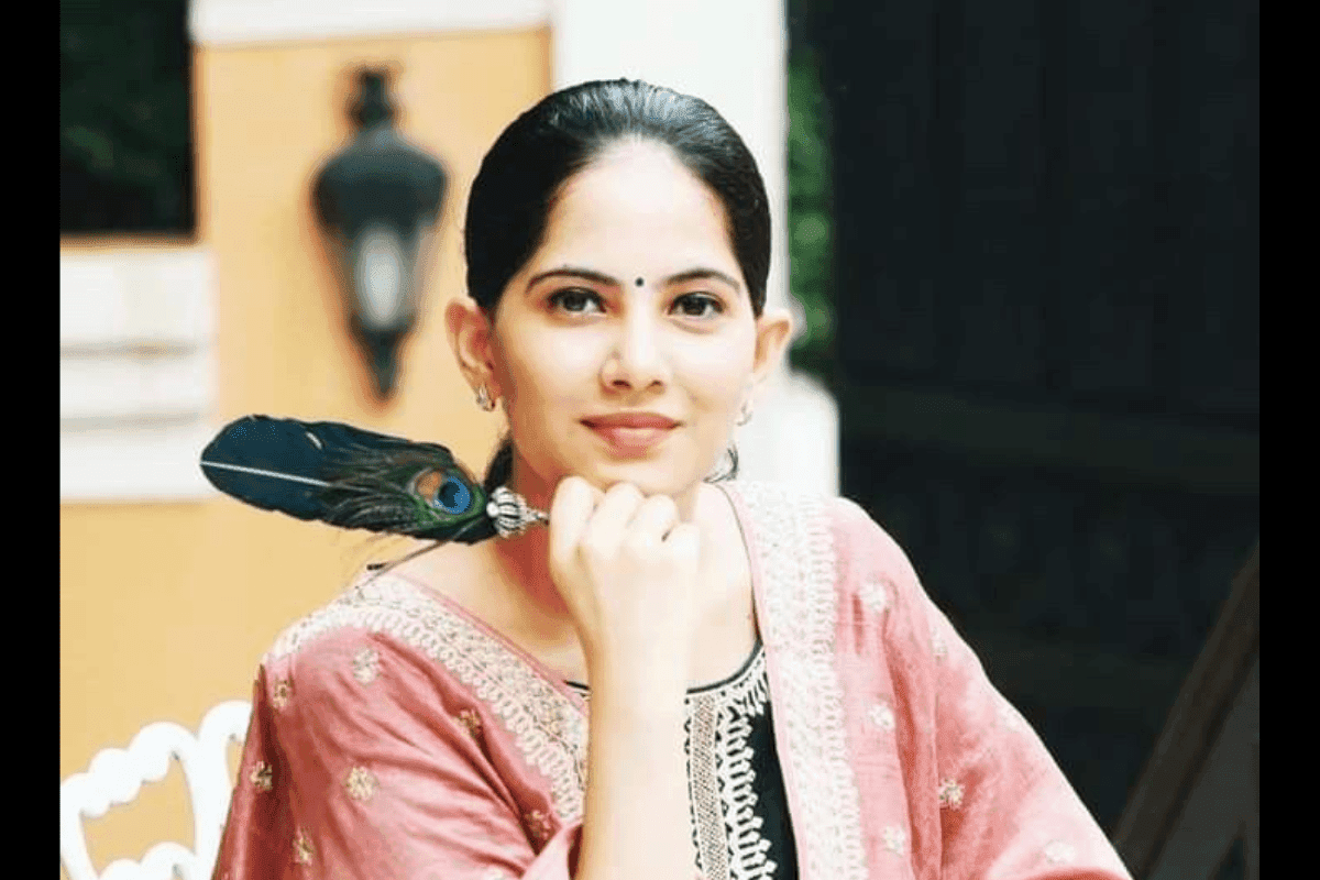 Jaya Kishori Quotes: जया किशोरी जी के 5 सेल्फ डेवलपमेंट टिप्स जो आपके जीवन में लाएंगे पॉज़िटिविटी