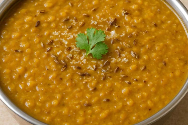 Langar Dal Recipe: घर पर चाहिए गुरुद्वारे वाले स्वाद, तो इस तरह तैयार कीजिए लंगर वाली दाल