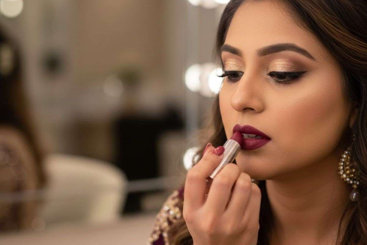Lipstick Shades: रिसेप्शन पार्टी में दिखें स्टाइलिश और ग्लैमरस, इन लिपस्टिक शेड्स को करें ट्राई