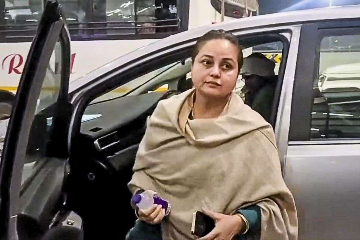 Lalu Family Controversy: रोहिणी ने परिवार में किसको बताया जहरीला इंसान? सोशल मीडिया पर एक बार फिर शेयर किया अपना दर्द