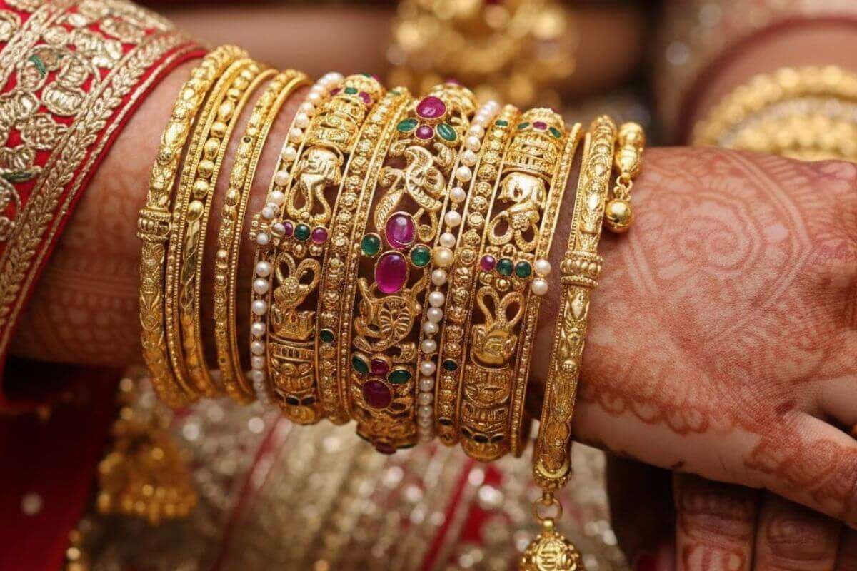 Golden Bangles Design