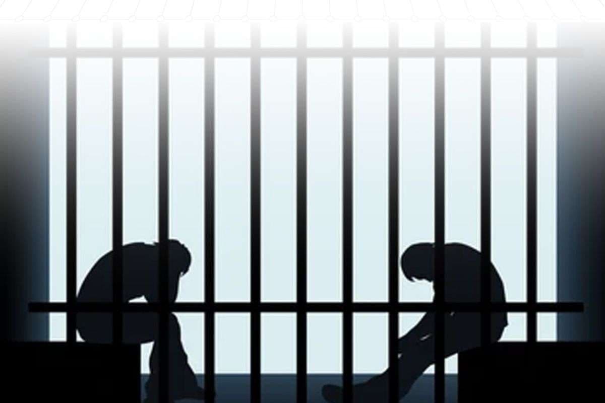 UP के अपराधियों ने महाराष्ट्र के शोरूम से लूटा करोड़ों का सोना, मुंबई पुलिस और बिहार STF ने किया गिरफ्तार