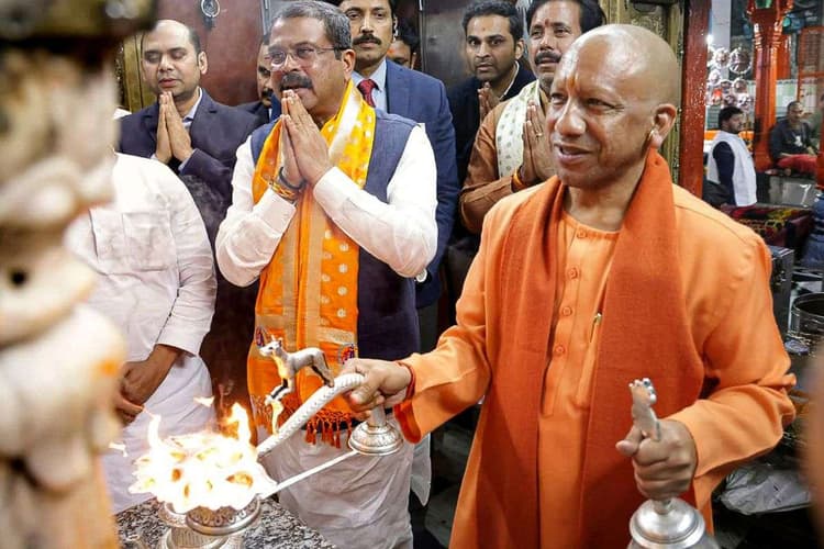 UP News: योगी सरकार के कृषि मॉडल से अन्नदाता हुए खुशहाल, बिचौलियों के हटने से किसानों मिल रहा को सीधा लाभ