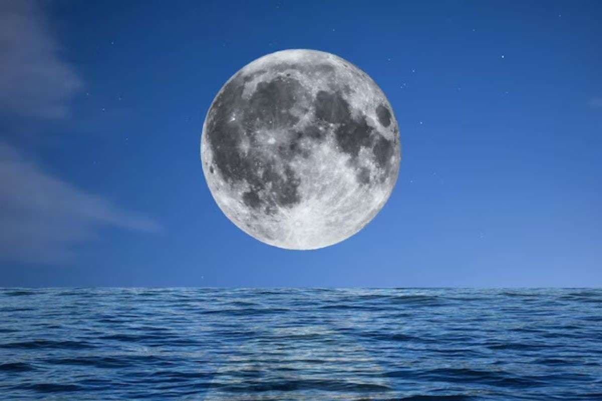 Cold Supermoon 2025: आज की रात होगी सुपर ब्राइट, क्योंकि आ रहा है कोल्ड सूपरमून
