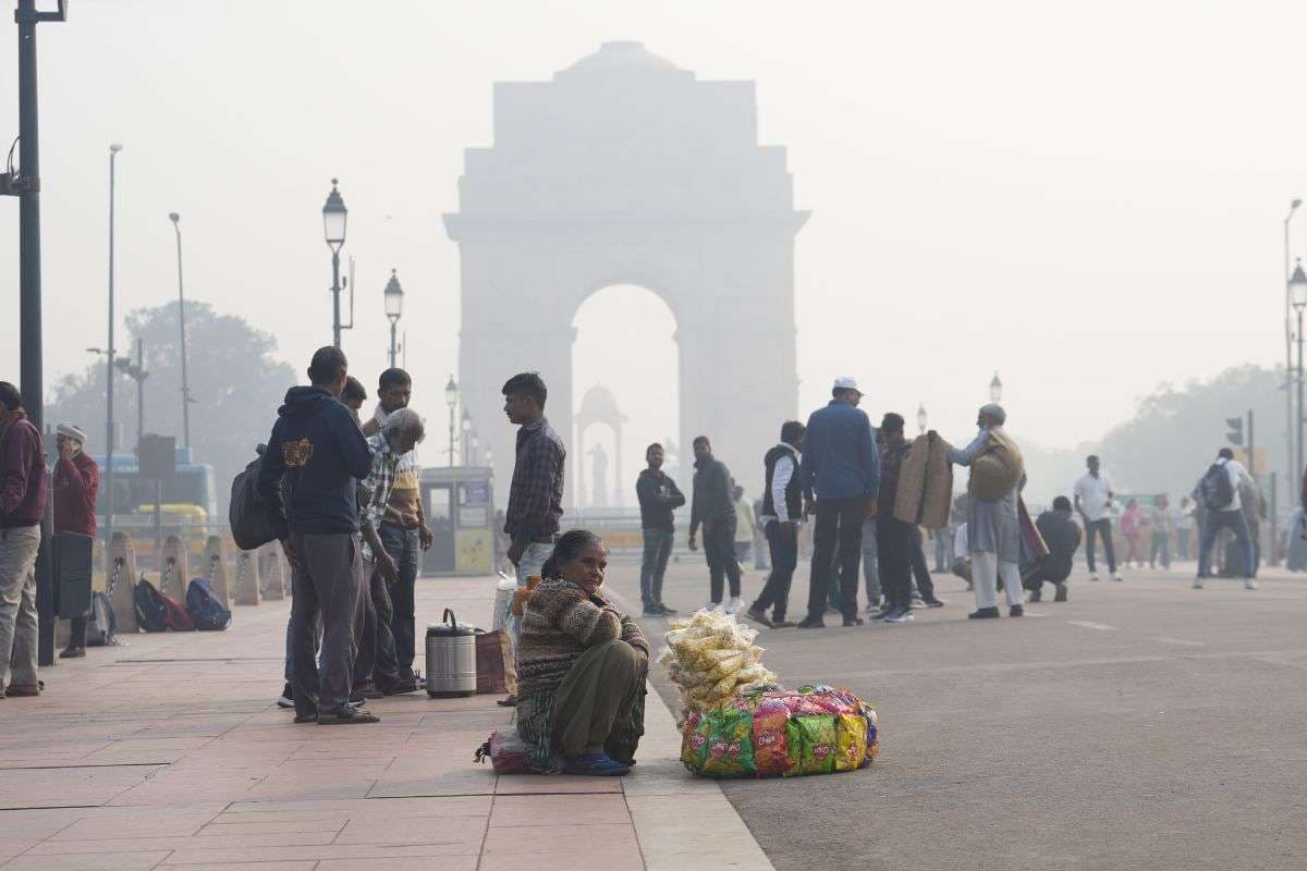 Delhi Air Pollution: किसानों पर दोष मढ़ना बहुत आसान…दिल्ली-NCR में वायु प्रदूषण पर SC की सख्त टिप्पणी, केंद्र को सुझाव