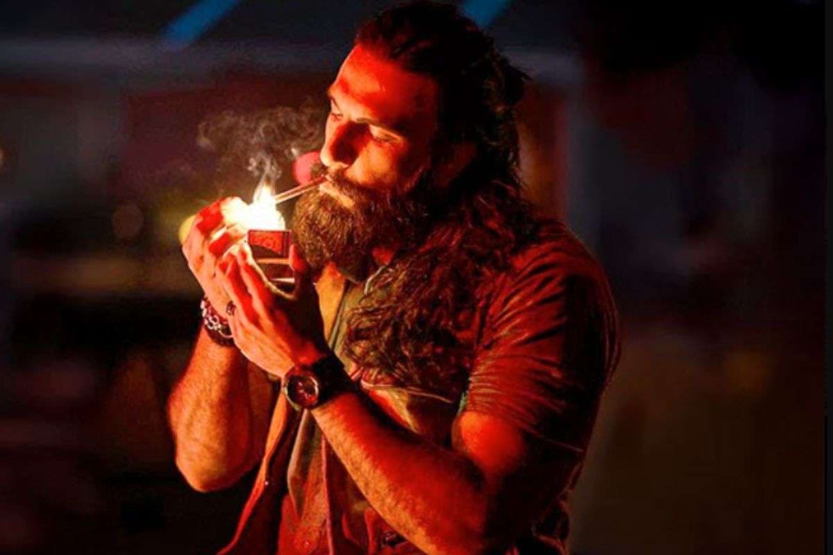 Dhurandhar Worldwide Collection: 22 दिनों में 1000 करोड़ क्लब में शामिल, 2025 की सबसे बड़ी ब्लॉकबस्टर बनी ‘धुरंधर’, टोटल कमाई जानें