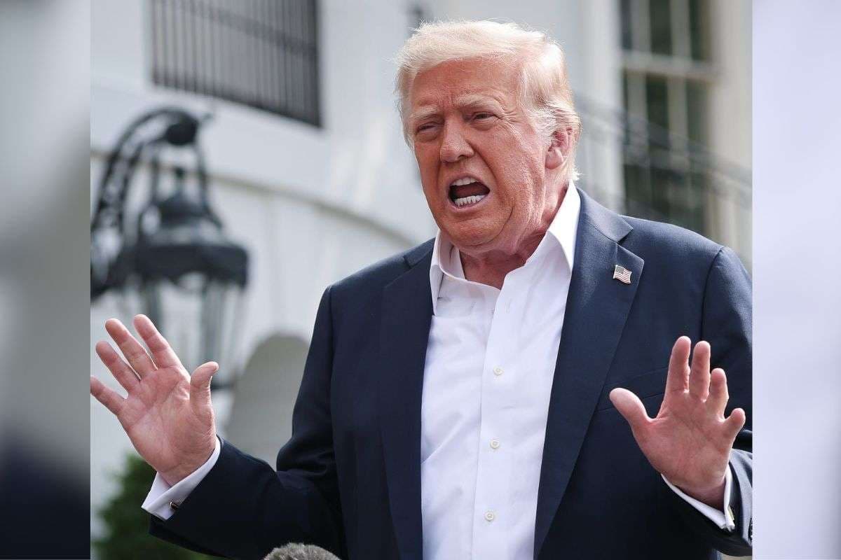 Donald Trump attacks Ilhan Omar.