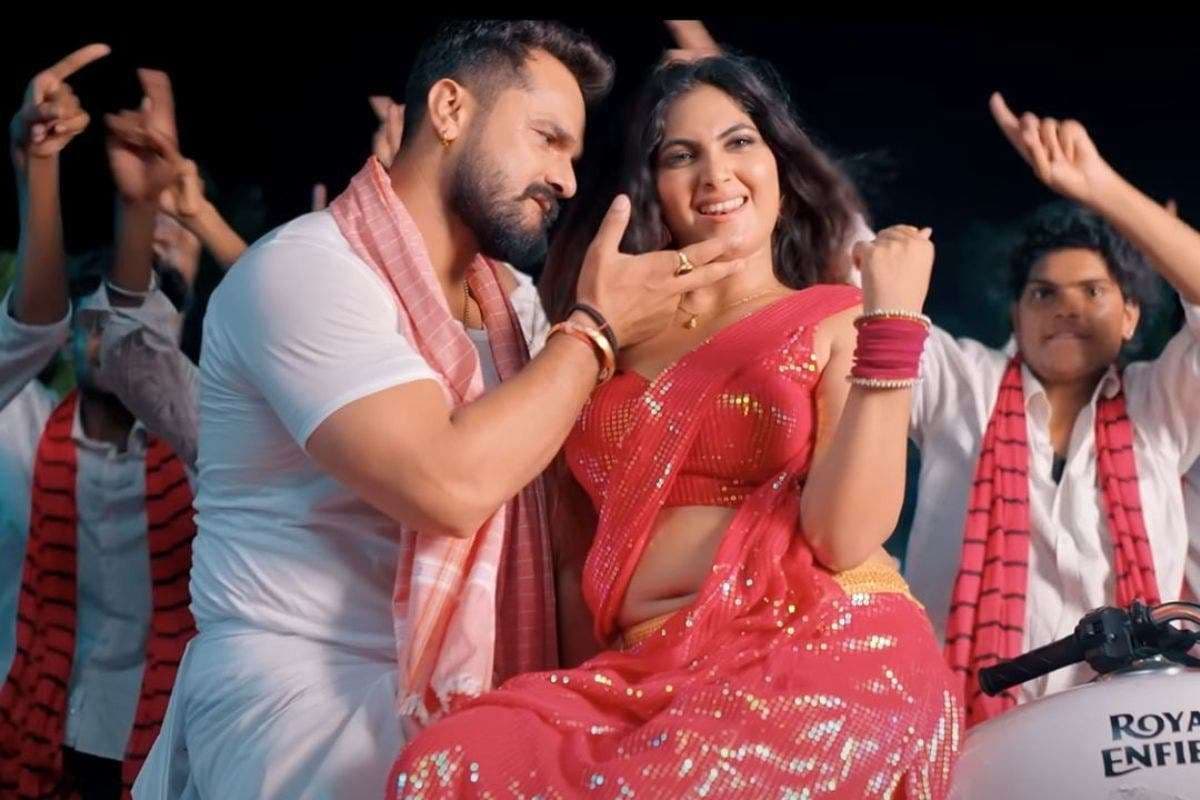 Bhojpuri Song: खेसारी लाल यादव के 'गजब तोहार नैना' में सोना पांडे की अदाओं ने फैंस को बनाया दीवाना, देखें VIDEO