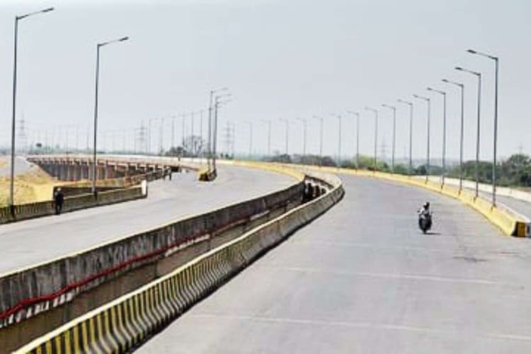 Bihar Four Lane News: हाजीपुर-छपरा फोरलेन का निर्माण फिर होगा शुरू, जानिये कब तक बनकर हो जायेगा तैयार