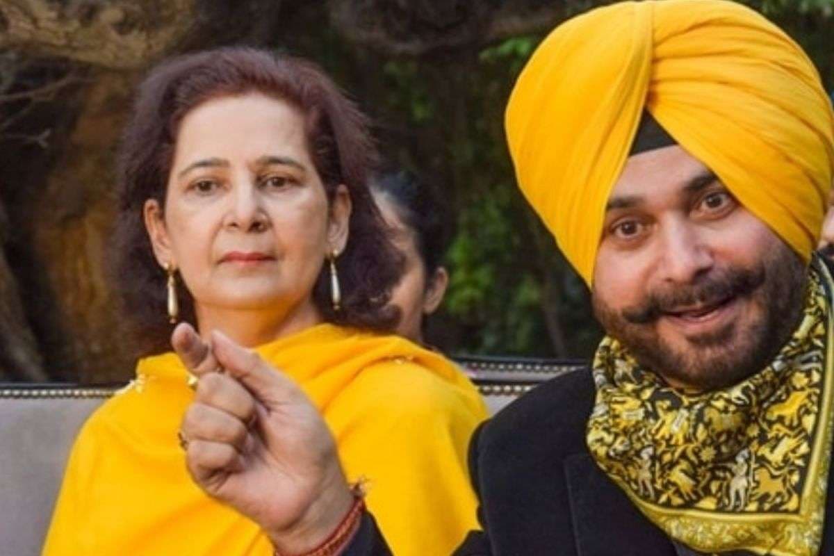 Navjot Kaur Sidhu Suspend: नवजोत कौर सिद्धू को कांग्रेस ने किया सस्पेंड, 500 करोड़ रुपये वाले बयान पर बड़ी कार्रवाई