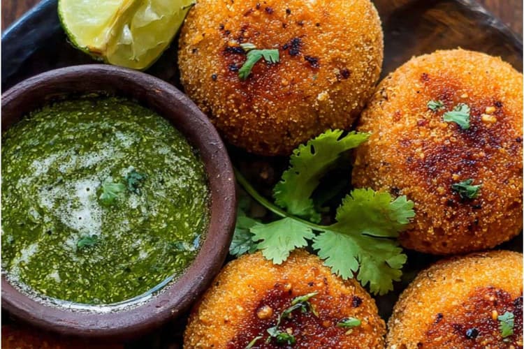 Pani Puri Cutlet Recipe: झटपट बनाएं यह वायरल फ्यूजन स्नैक,आलू टिक्की भी लगेगी फीकी