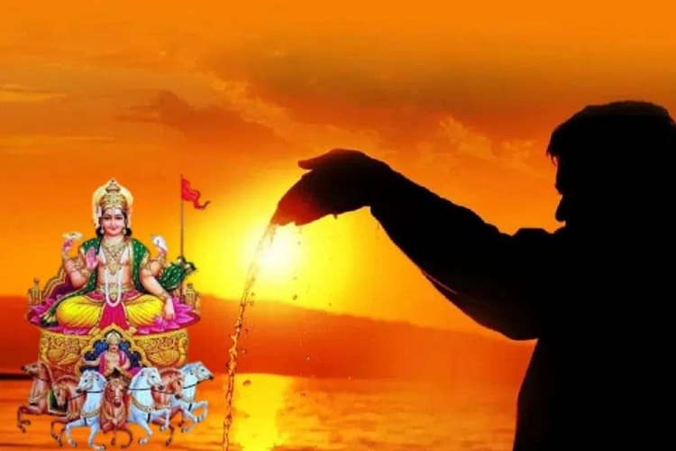 Paush Month 2025: आज से पौष माह प्रारंभ, जानें इस माह कैसे करें सूर्य की पूजा