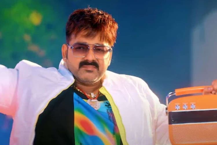 Pawan Singh Superhit Song: पवन सिंह के इस धमाकेदार गाने ने किया सबको दीवाना, नाचा पूरा देश, यूट्यूब पर 700 मिलियन से ज्यादा व्यूज ने तोड़े सारे रिकॉर्ड
