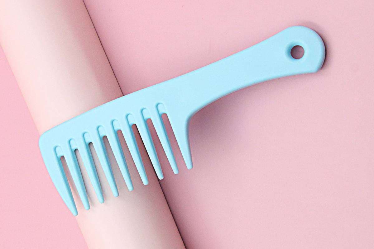 Plastic Comb Side Effects