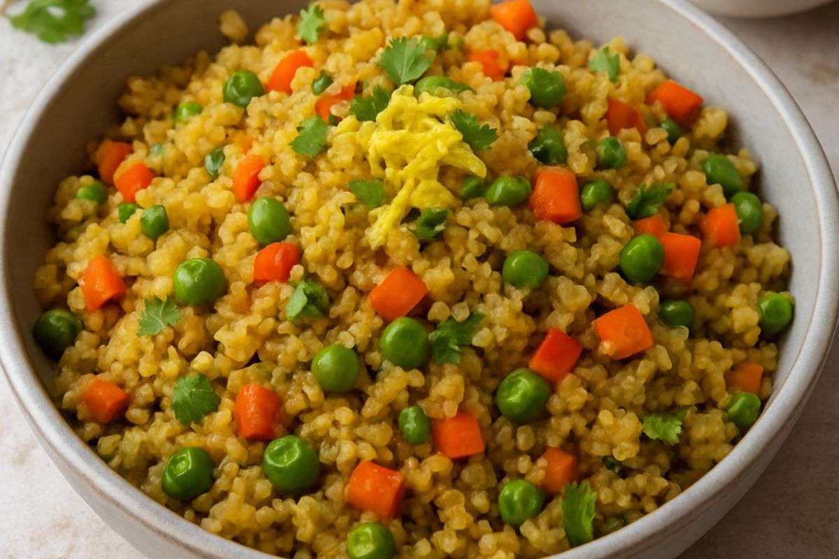 Quinoa Upma Recipe: सूजी नहीं अब इस चीज से बनाइए सुबह का नाश्ता, घर वाले हर दिन खाने की करेंगे मांग 