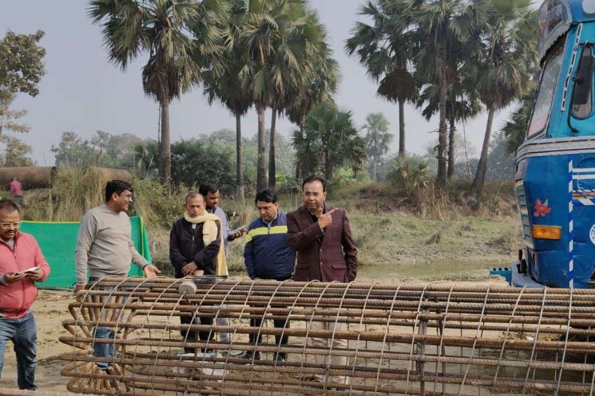 25 से 30 किमी कम हो जाएगी बिहार से यूपी की दूरी, 8.44 करोड़ की लागत से सिसवा घाट पुल निर्माण कार्य शुरू