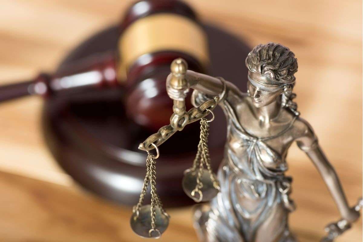 Head of UK care home agency jailed by CPS for illegally employing Indian migrants.