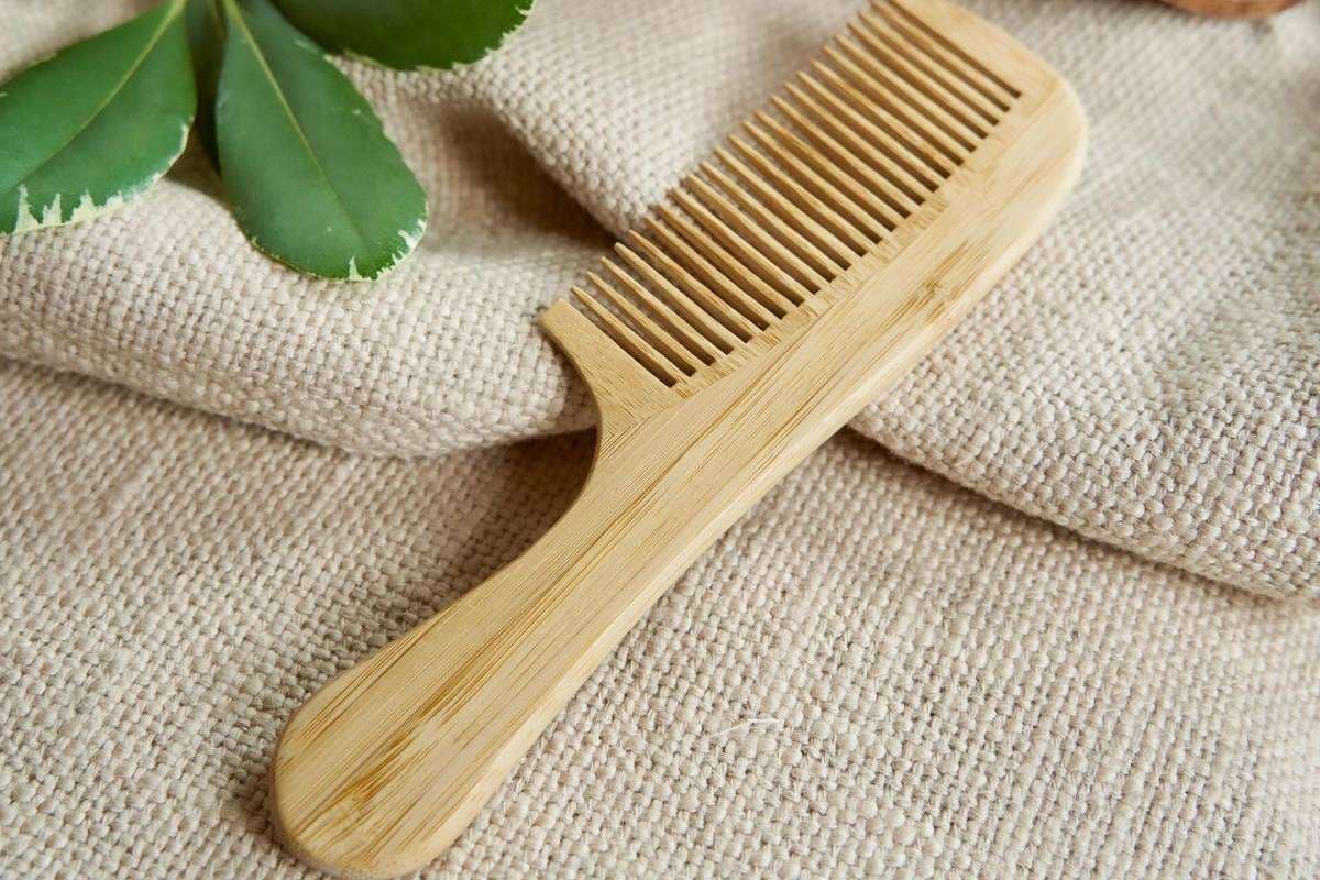 Wooden Comb Benefits